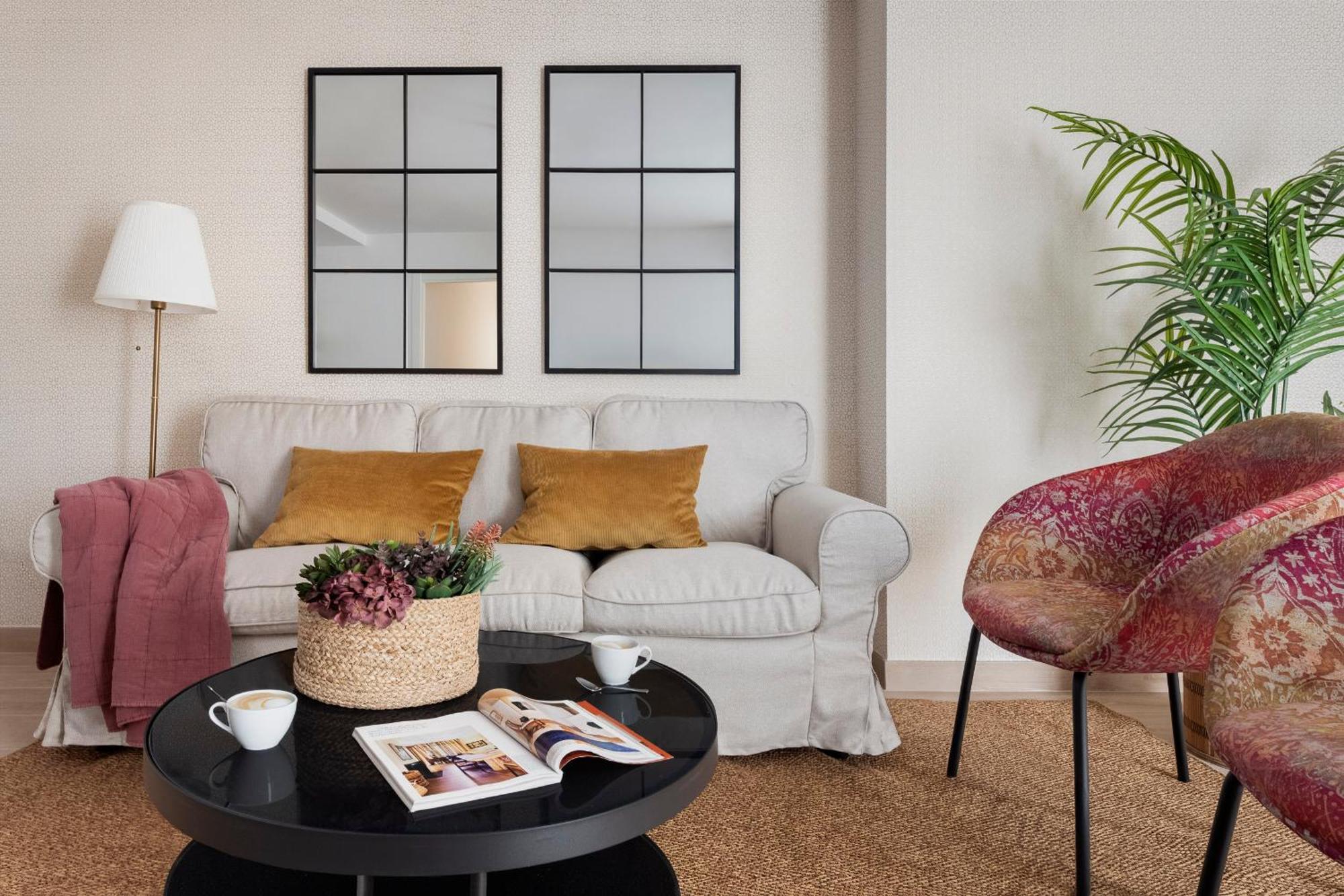 Alohamundi Plaza Nueva Apartment Seville Luaran gambar