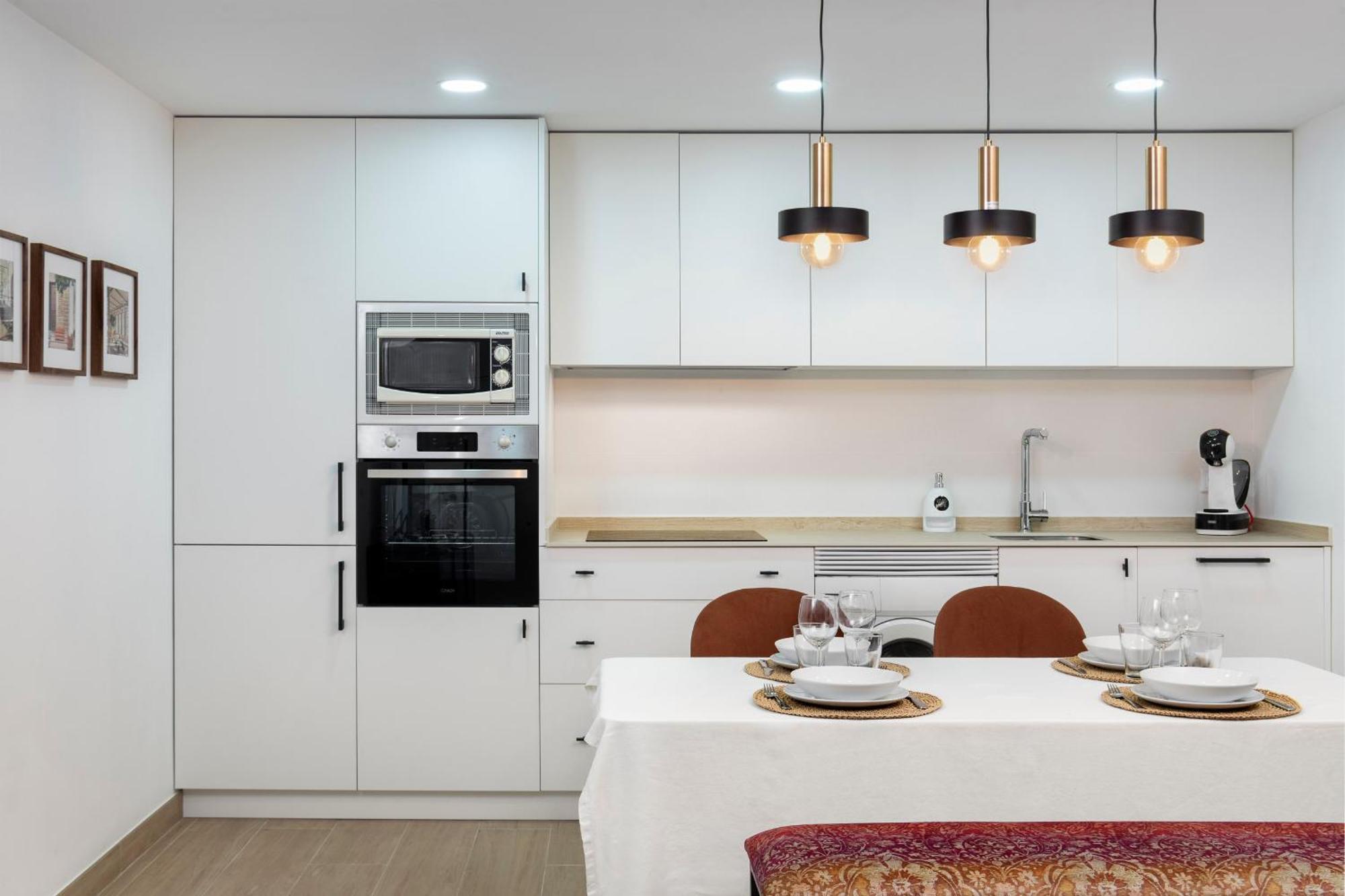Alohamundi Plaza Nueva Apartment Seville Luaran gambar