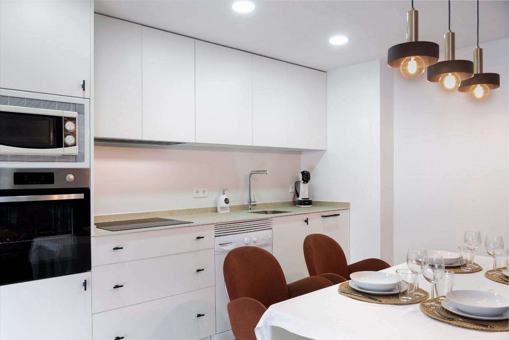 Alohamundi Plaza Nueva Apartment Seville Luaran gambar